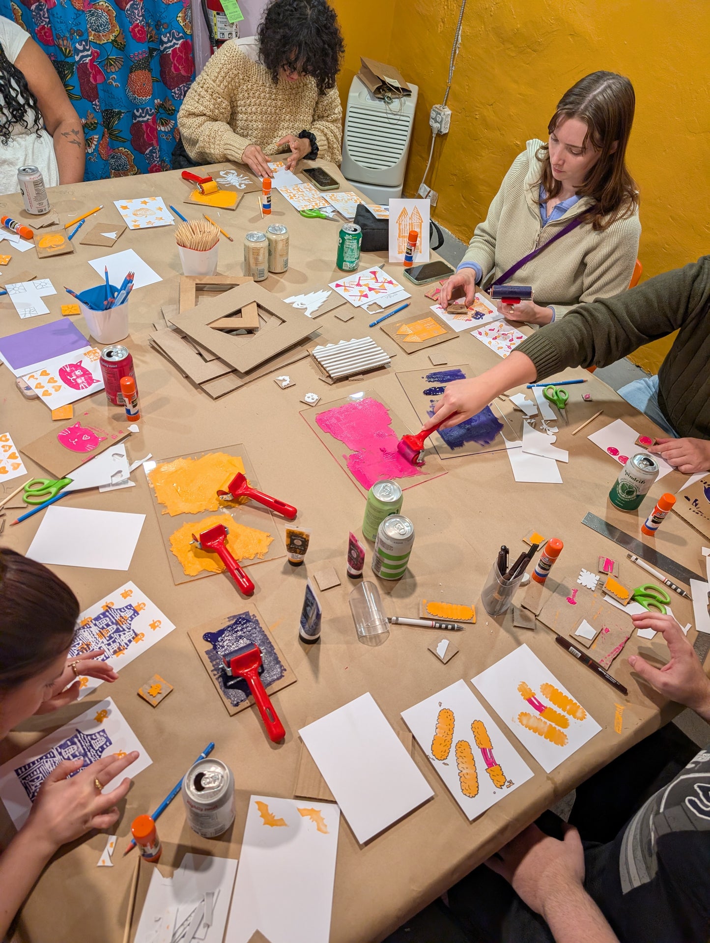 Thursday Night Art Club: Paper Wreath Making