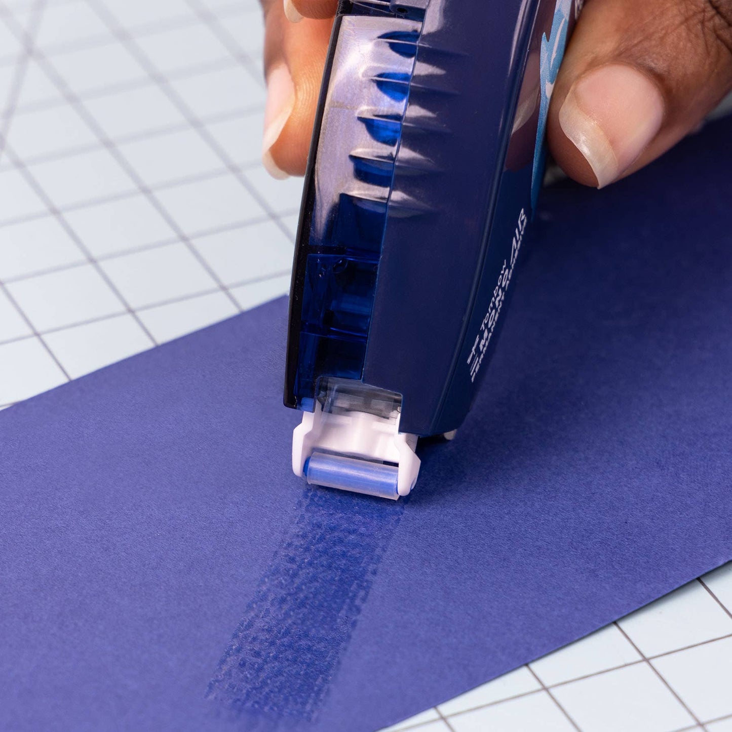 MONO Air Recycled Adhesive