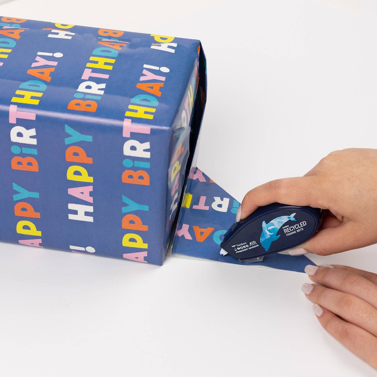 MONO Air Recycled Adhesive