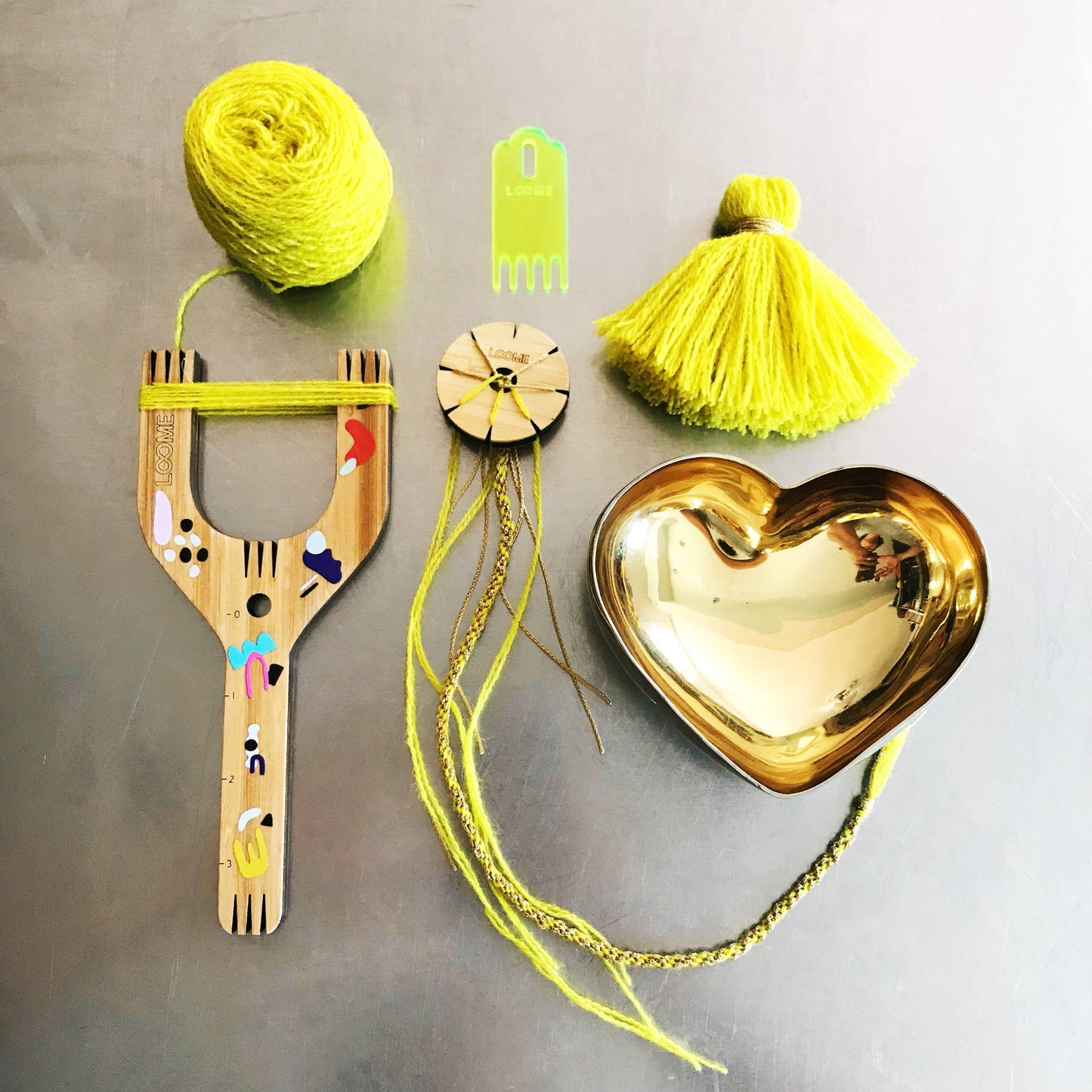 2-in-1 Pom Pom Trim Guide & Kumihimo Cord Maker