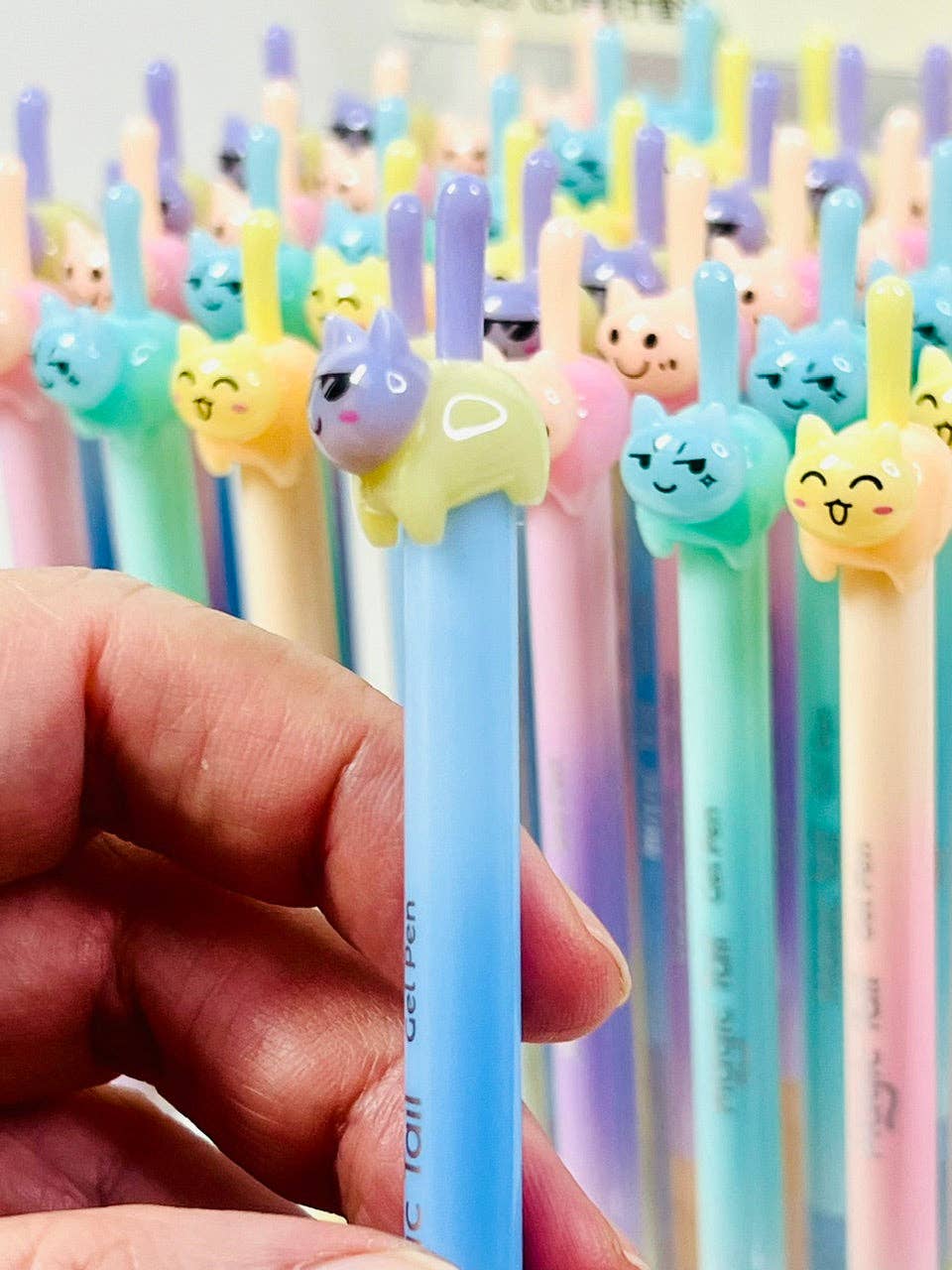 22189 Cat Tail Colors Gel Pen
