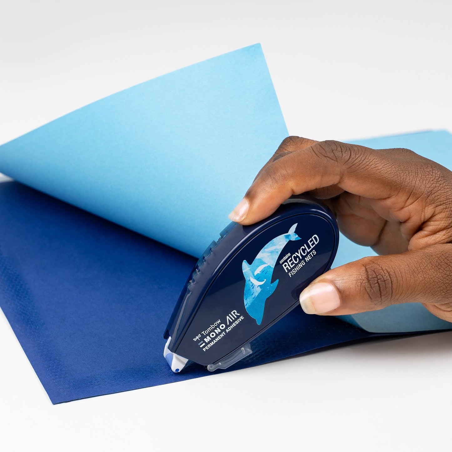 MONO Air Recycled Adhesive