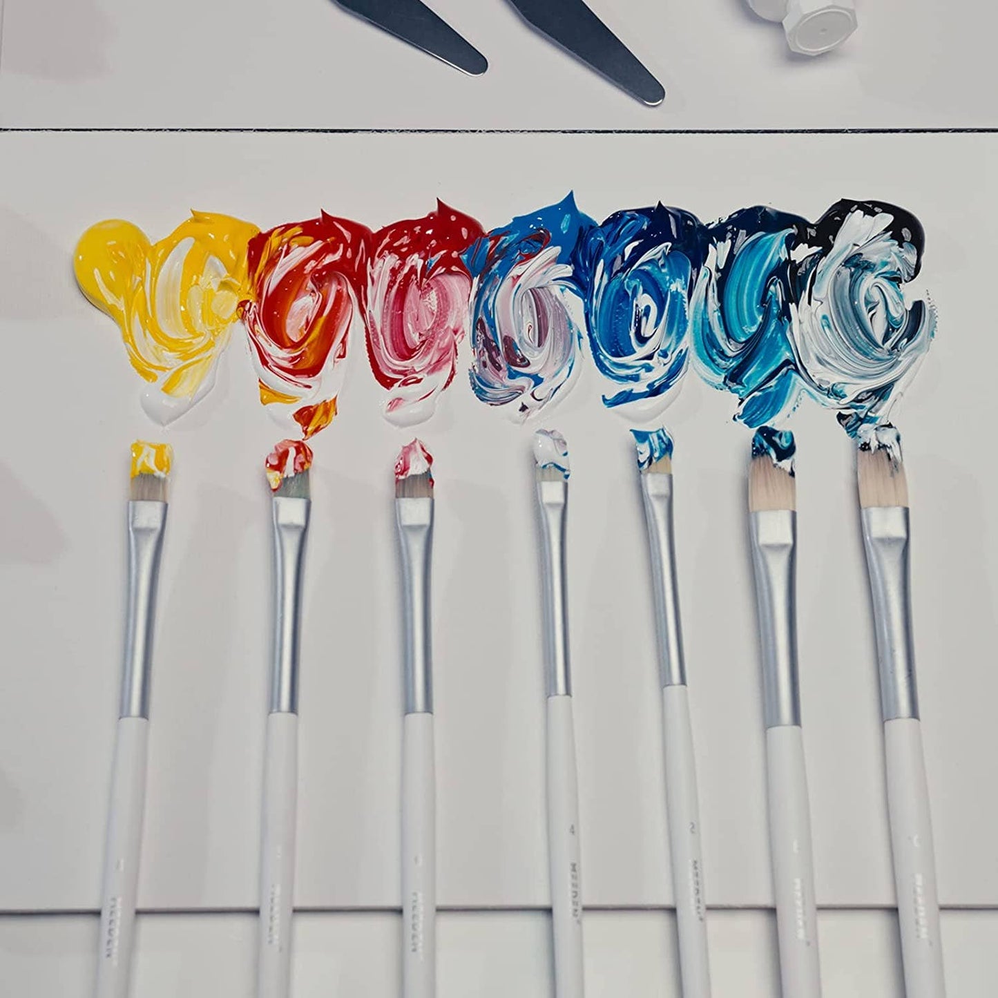 MEEDEN Professional Acrylic Paint Set, Artist Grade Acrylic Paint Tubes, Heavy Body Acrylic Paints for Adults, Art Supplies for Canvas Painting, 2 oz* 9 Tubes