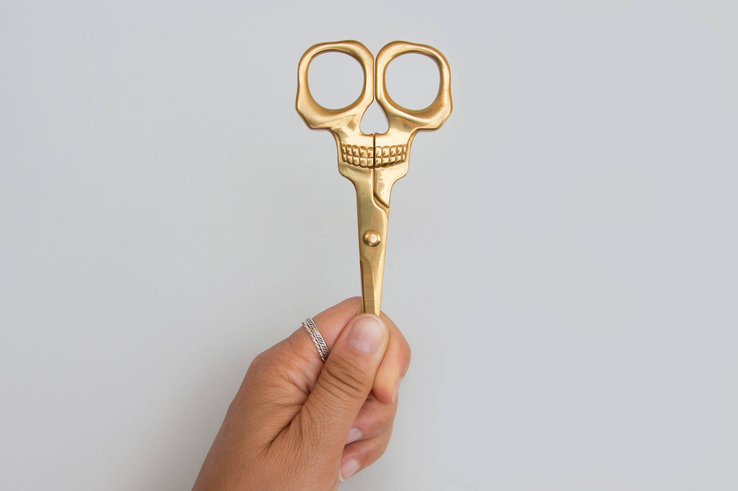 Skull Scissors - Dead sharp, finest quality scissors