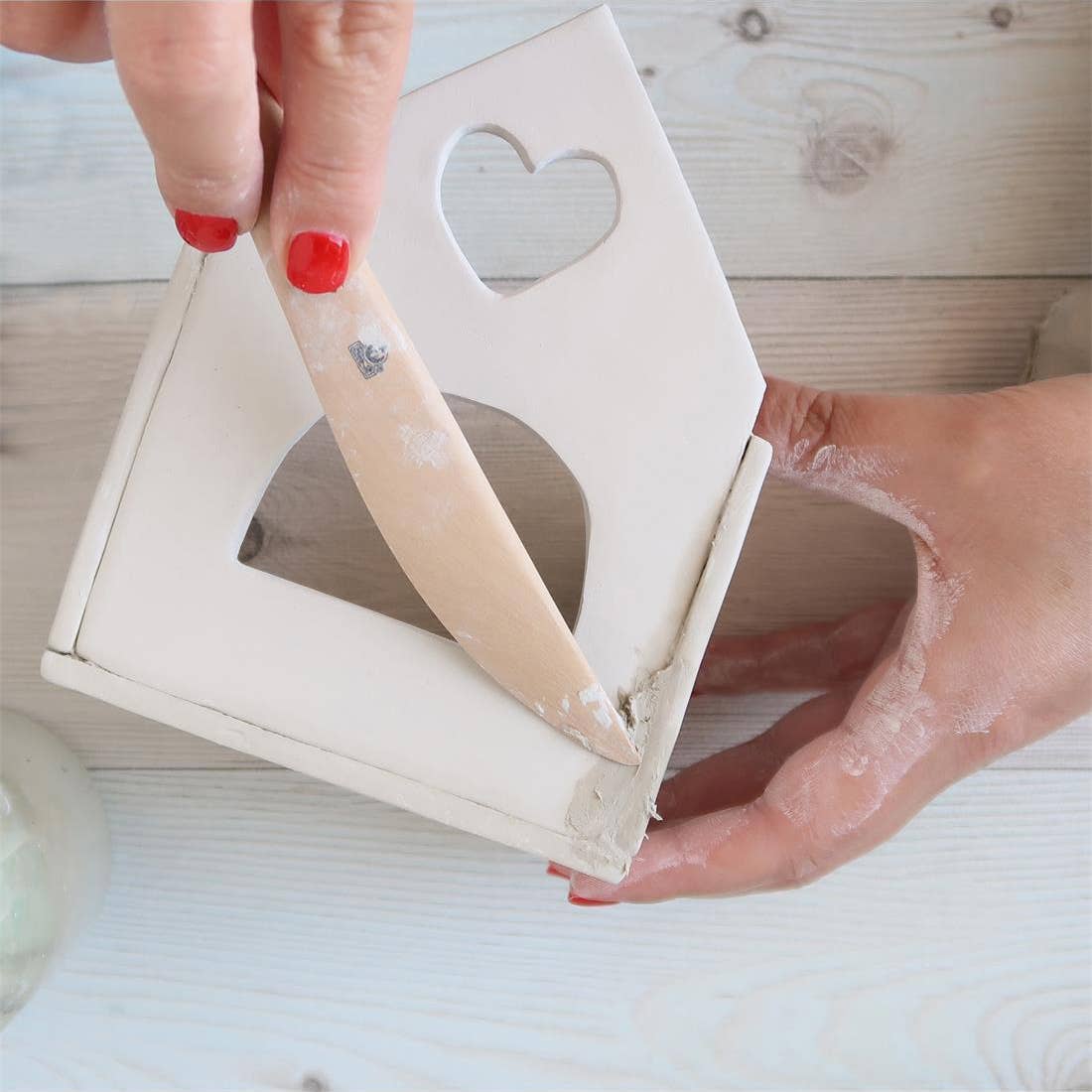 PLUS Clay - Self Hardening 2.2 lb. (1 kg.)